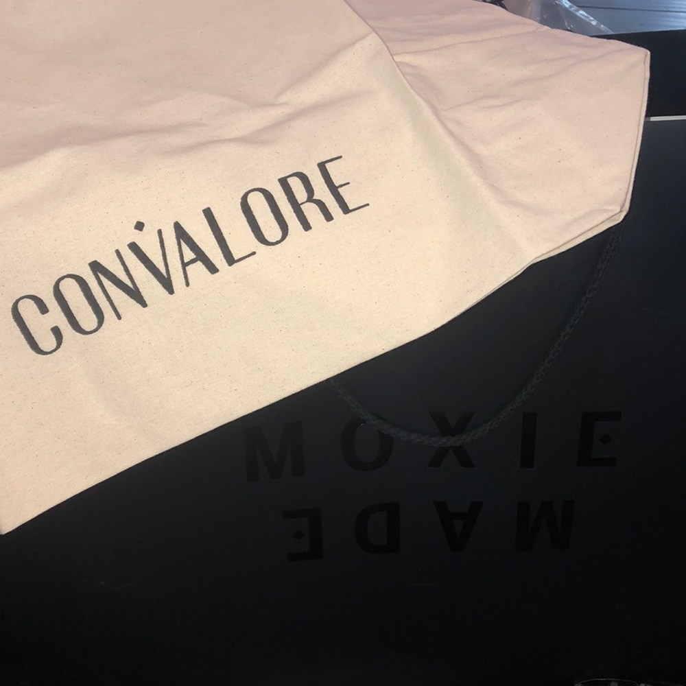 Convalore laced up leather tote in chocolate - Picture 4 of 4